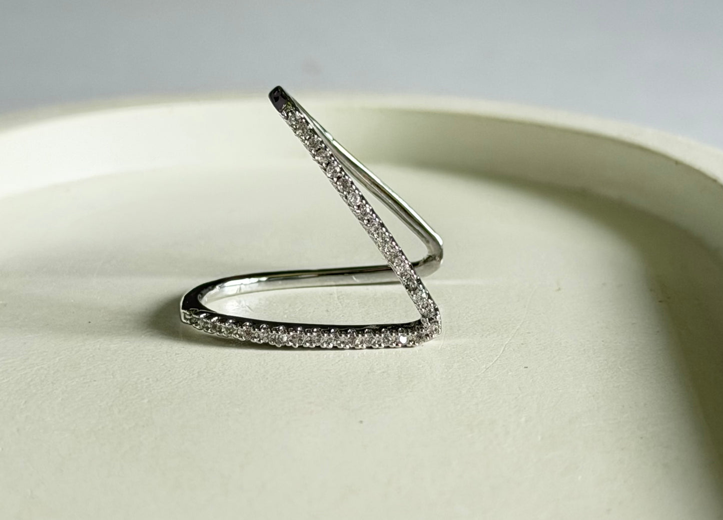 Twinkle Curve - V - Shaped Adjustable Ring - Silver Plated