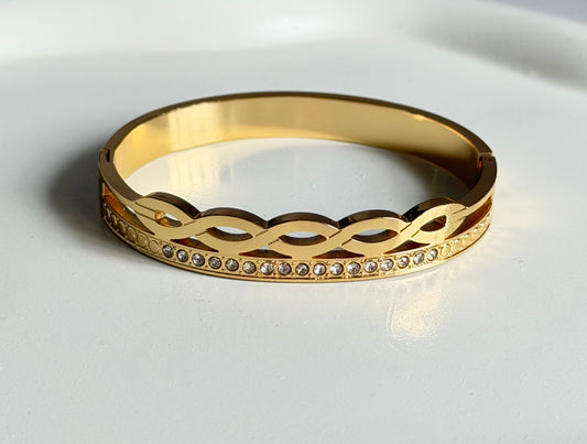 The Timeless Twist Anti Tarnish Kada Bracelet - Baby Size