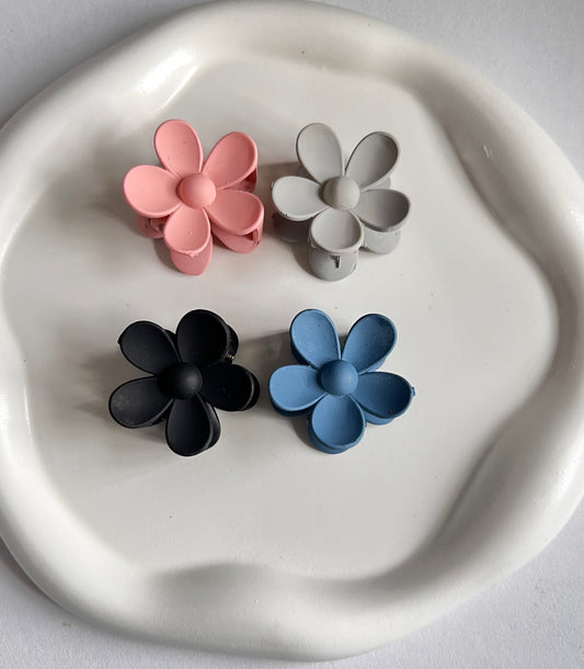 Bloom Flower Mini Claw Clips - ( 4 Pieces)