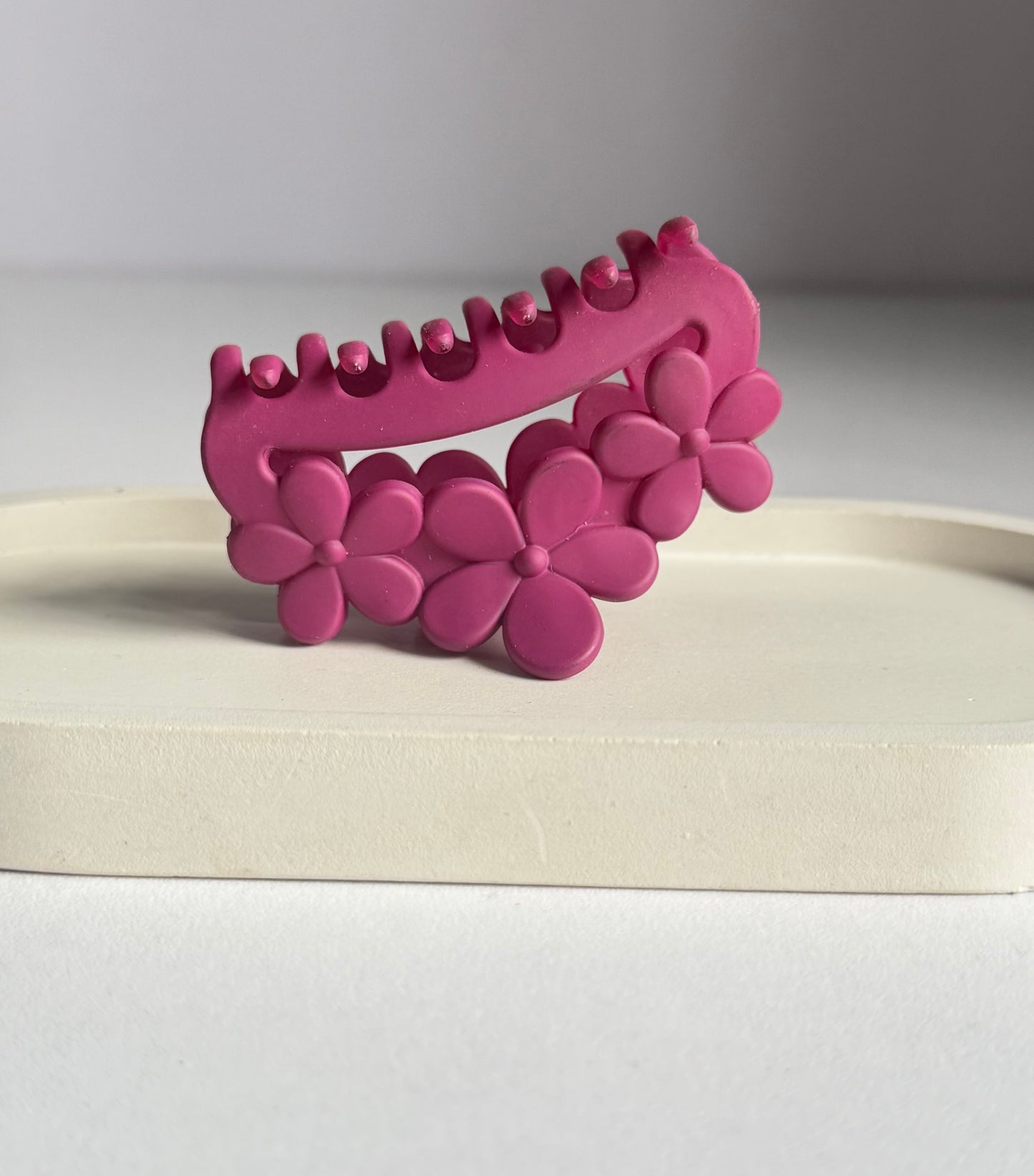 Triple Bloom Claw Clip - Dark Pink