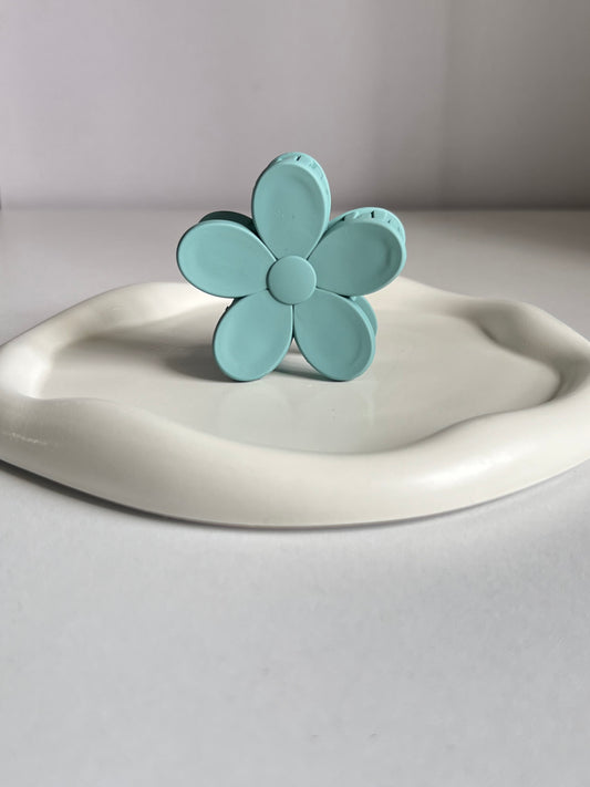 Bloom Flower Claw Clip Medium- Teal Blue