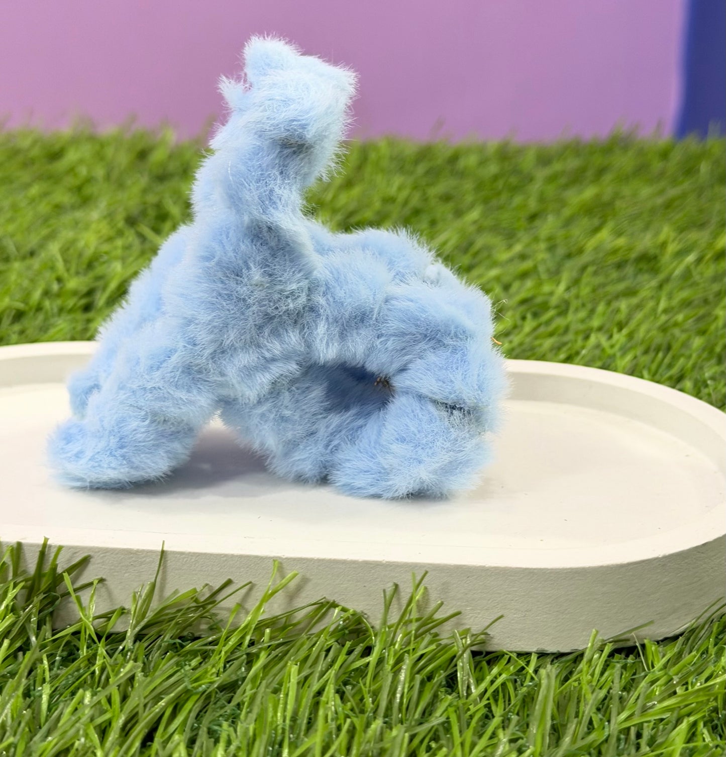 Cloud-Soft Furry Claw Clip - Blue