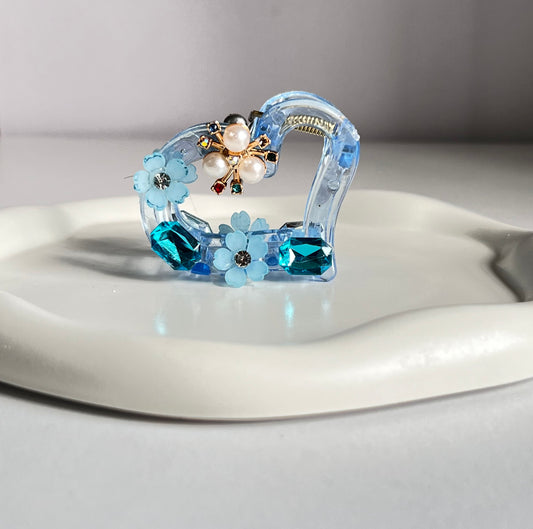 Eternal Bloom Heart Claw Clip - Blue