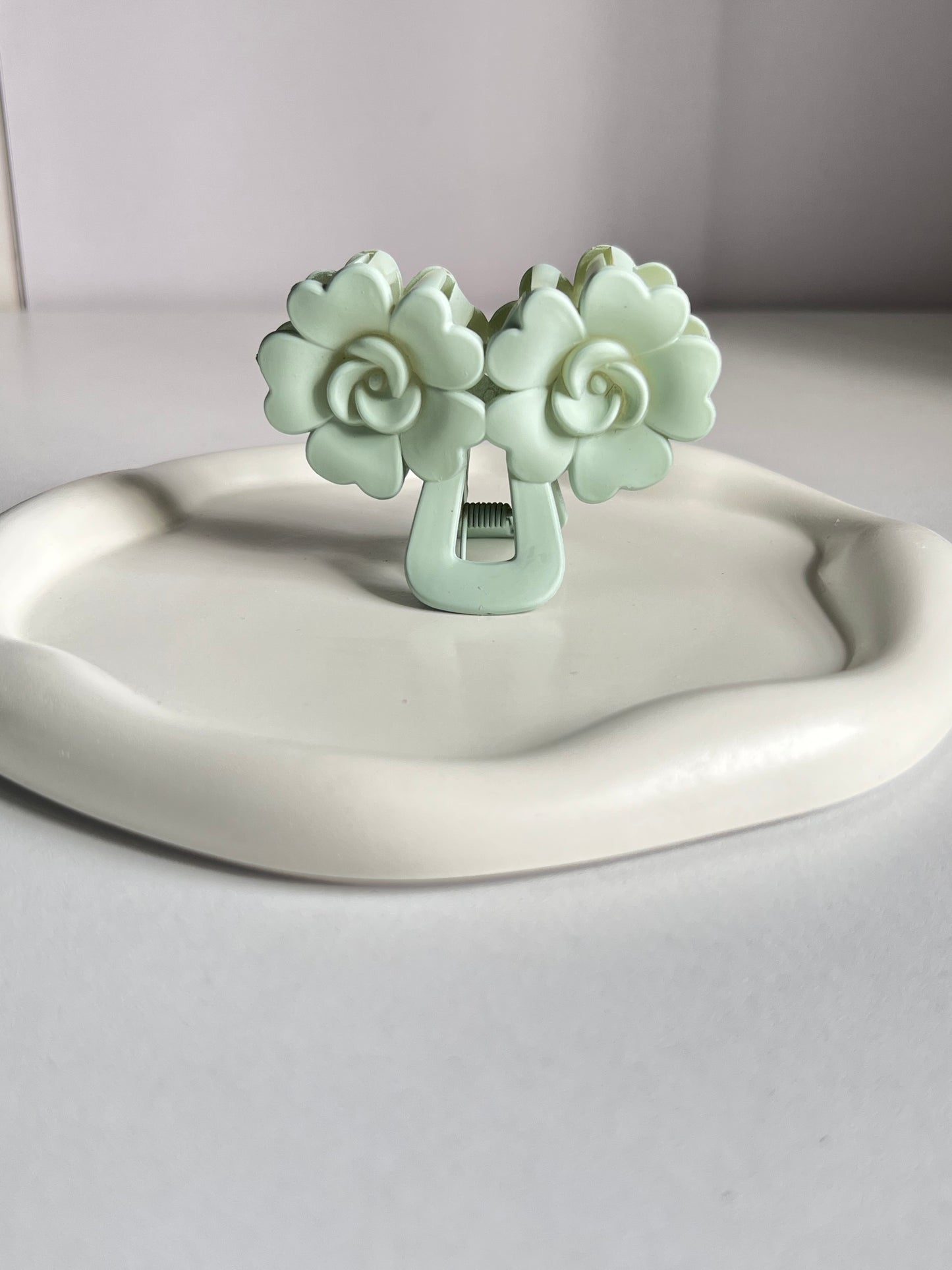 Duo Blossom Claw Clip - Pista Green