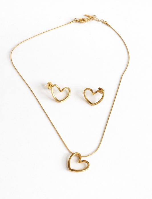 Classic Heart Anti Tarnish Earrings & Neck Chain Set