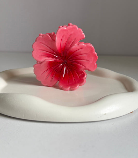 Aesthetic Hibiscus Claw Clip - Ref