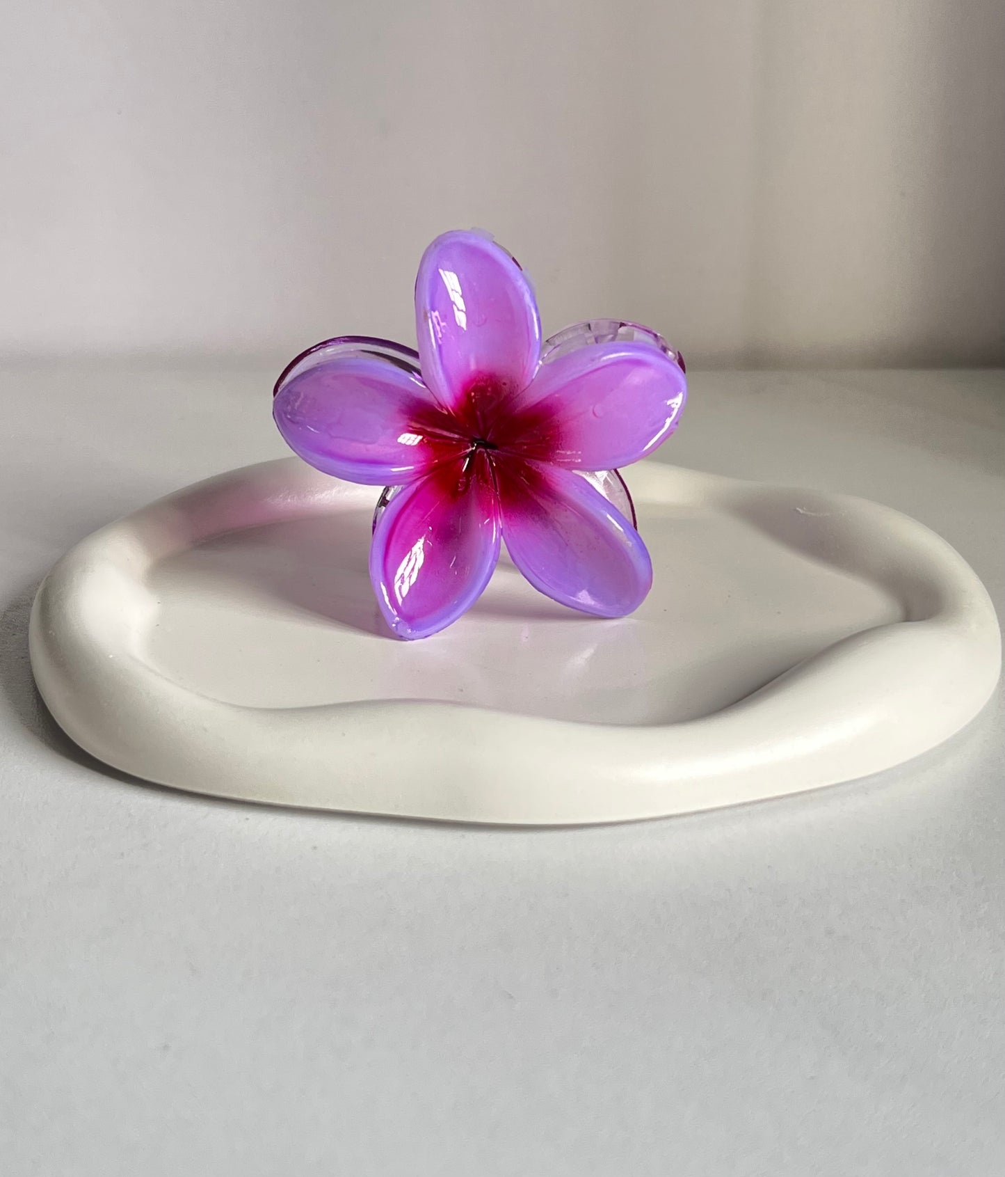 Flora Lock Double Tone Claw Clip - Purplish Pink