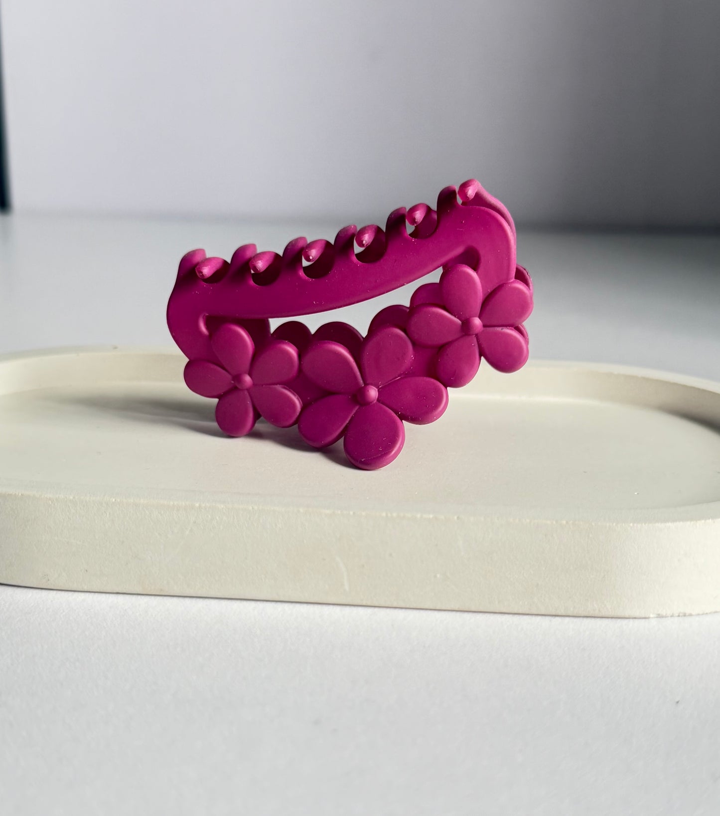 Triple Bloom Claw Clip - Dark Pink