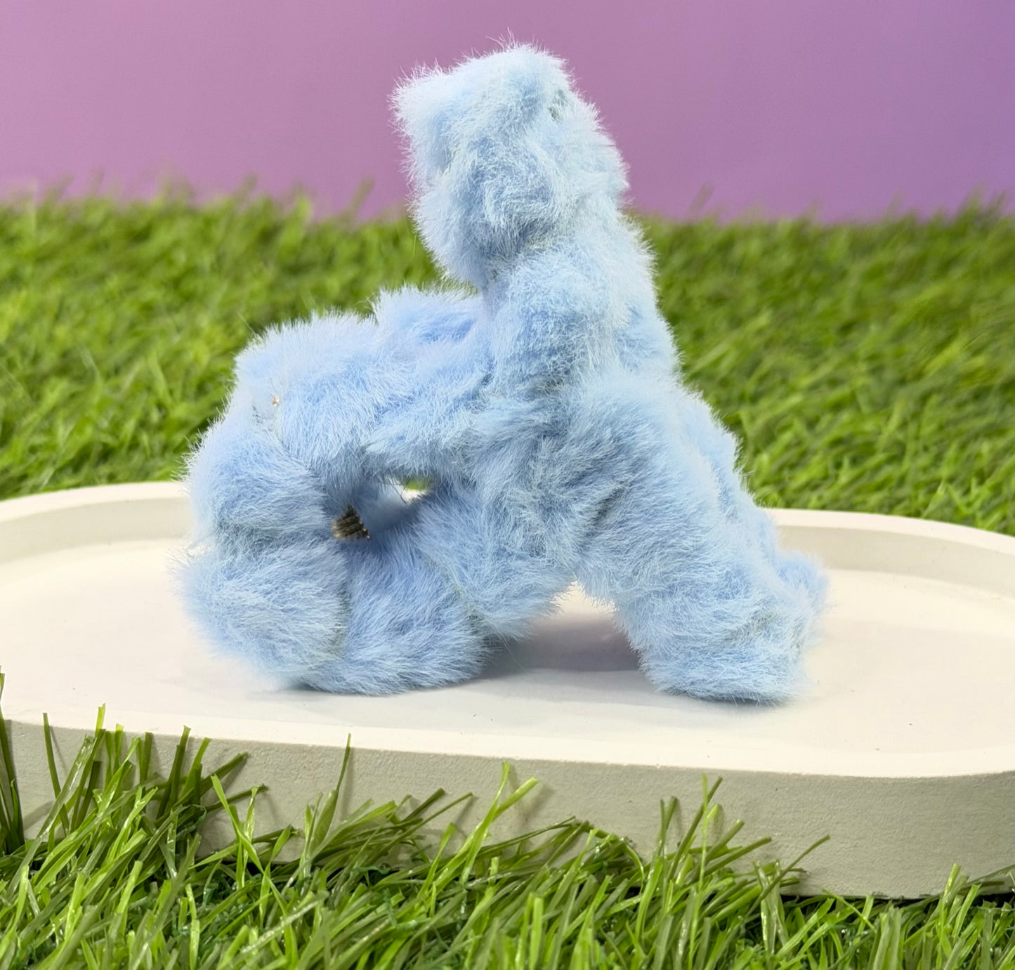 Cloud-Soft Furry Claw Clip - Blue