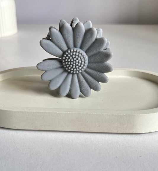 Pinteresty Sunflower Maxi Claw Clip - Grey