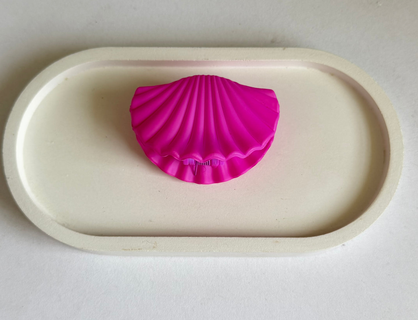Seashell Dream Medium Size Claw Clip - Dark Pink