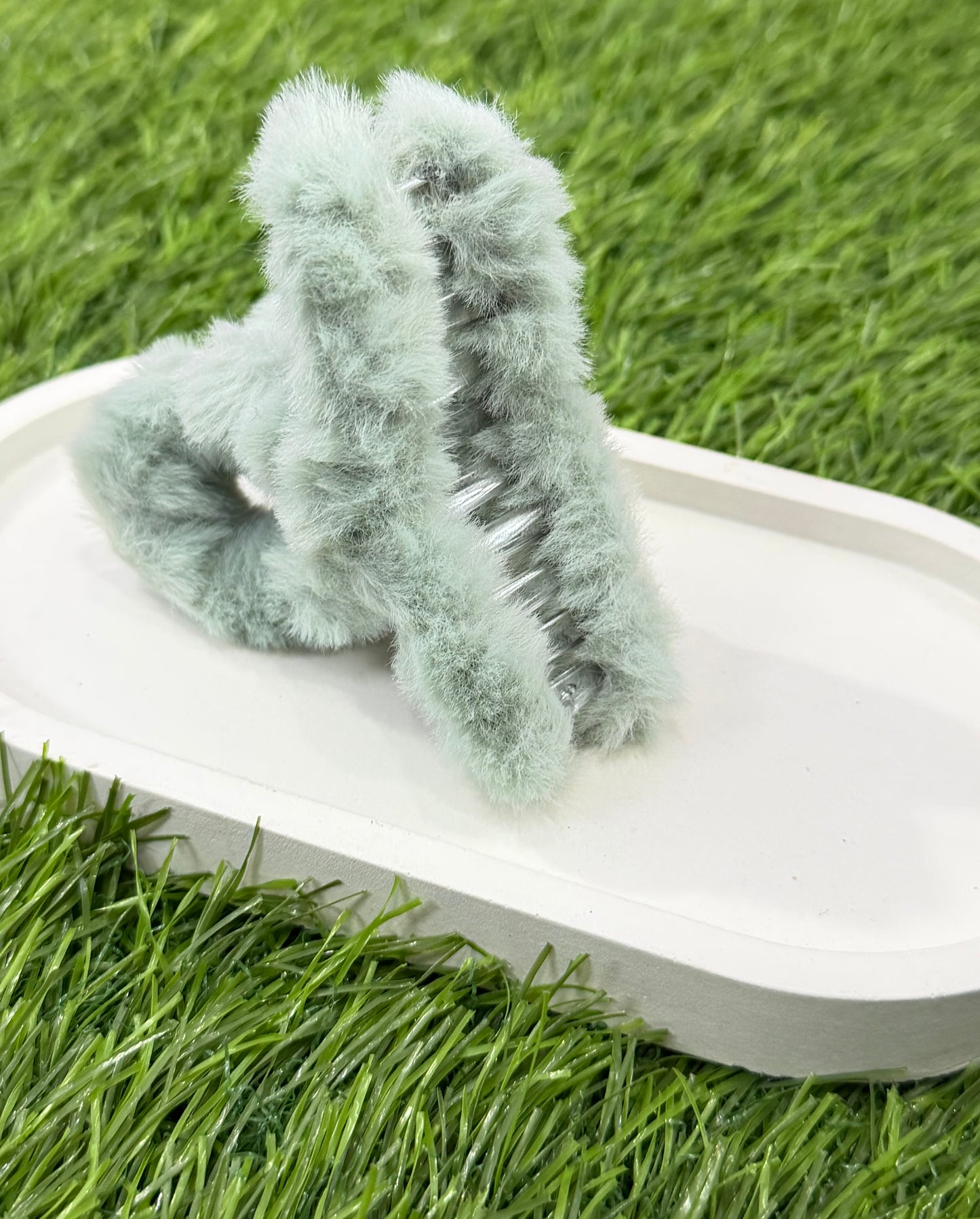 Cloud-Soft Furry Claw Clip - Olive