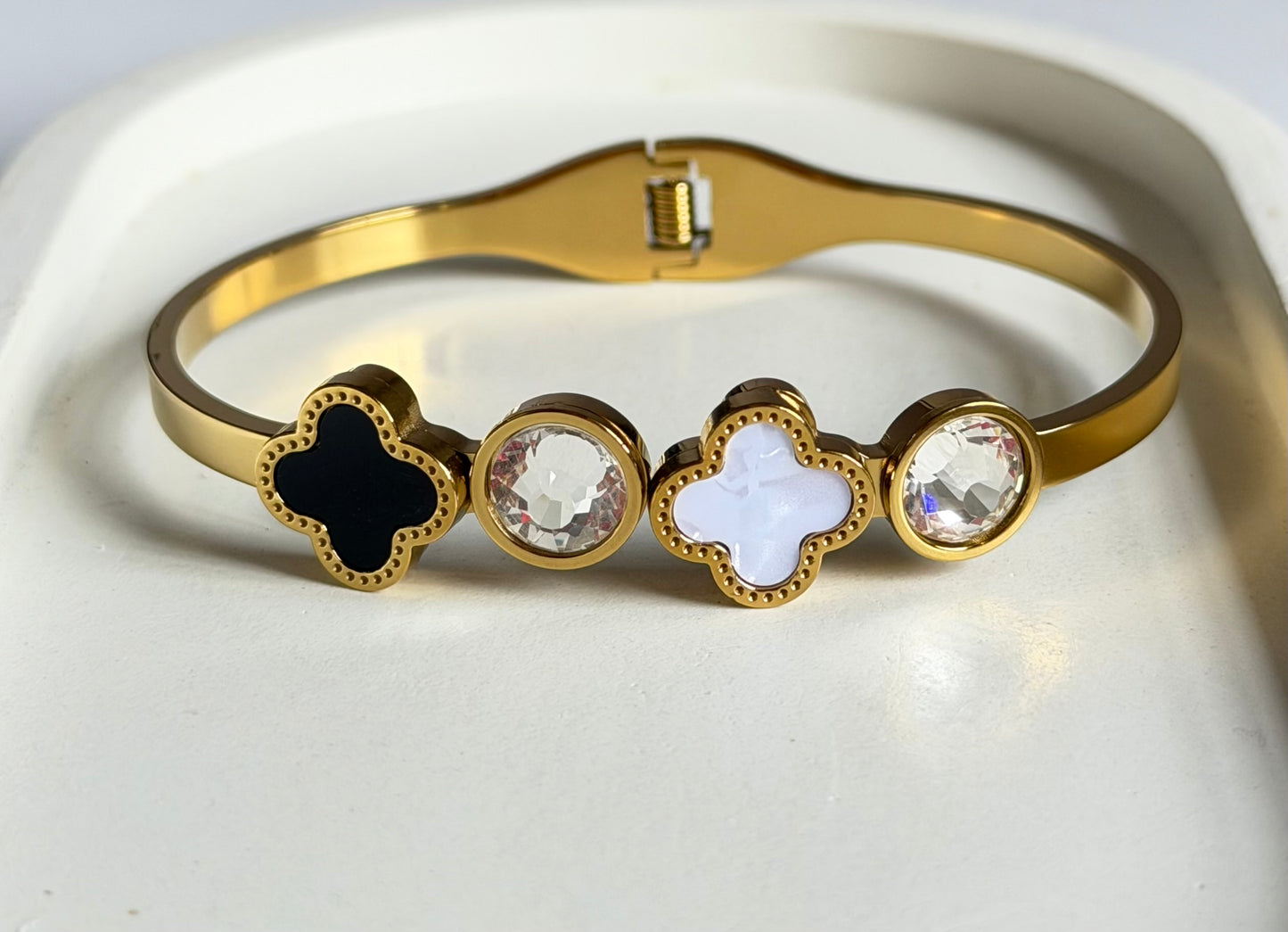 The Royal Quartet Anti Tarnish Kada Bracelet-Regular Size