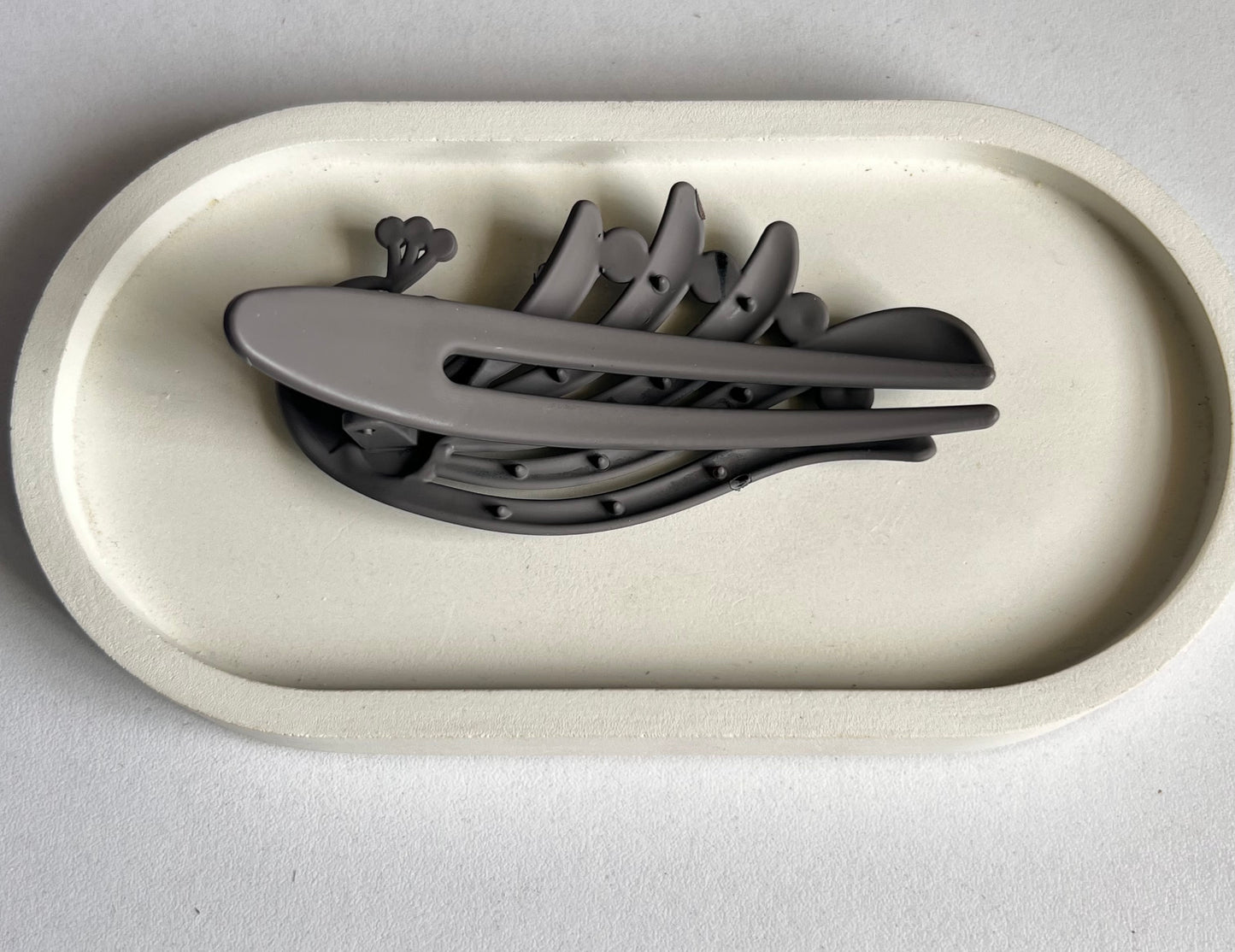 Peacock Elegance Hair Clip - Light Grey