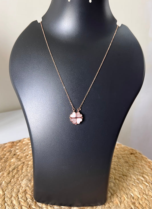 Twilight Rose Magnetic Heart Anti-Tarnish Neck Chain