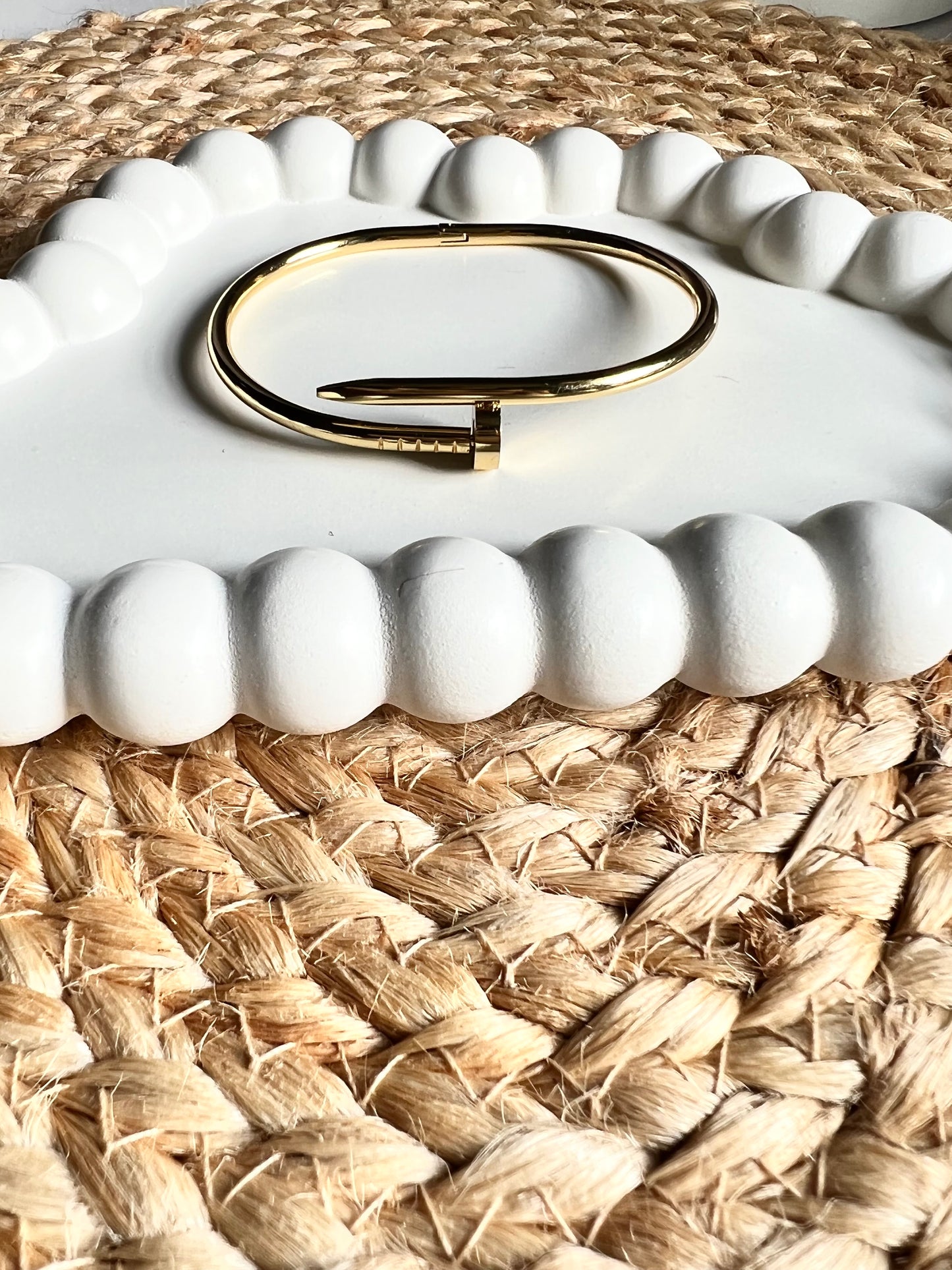 Trendy Tarnish Free Nail Bracelet - Gold