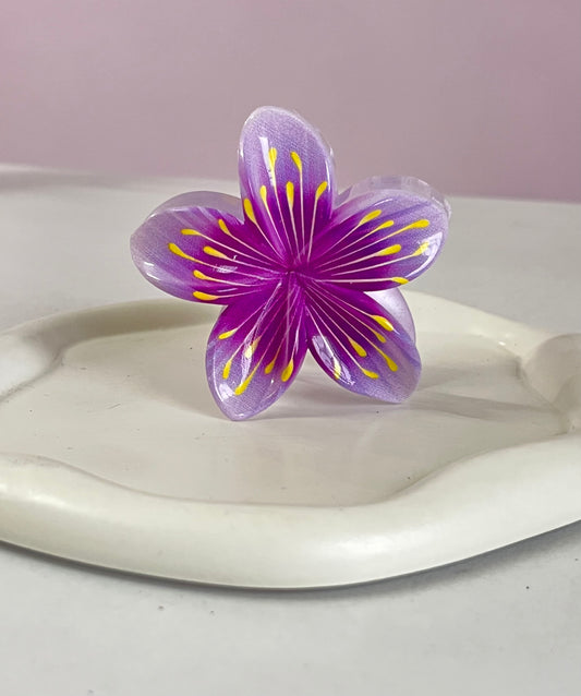 Flora Lock Aura Claw Clip - Purple