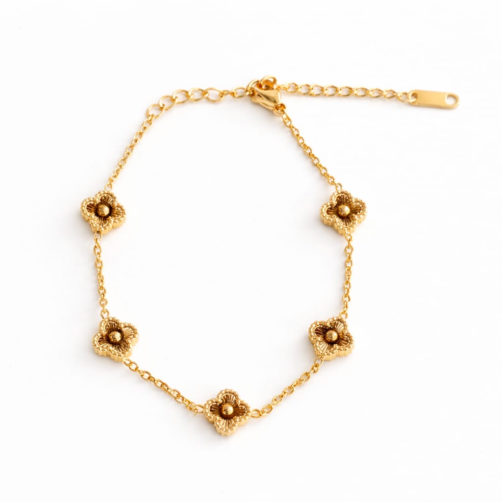 Lucky Glow Mini Golden Clover Bracelet