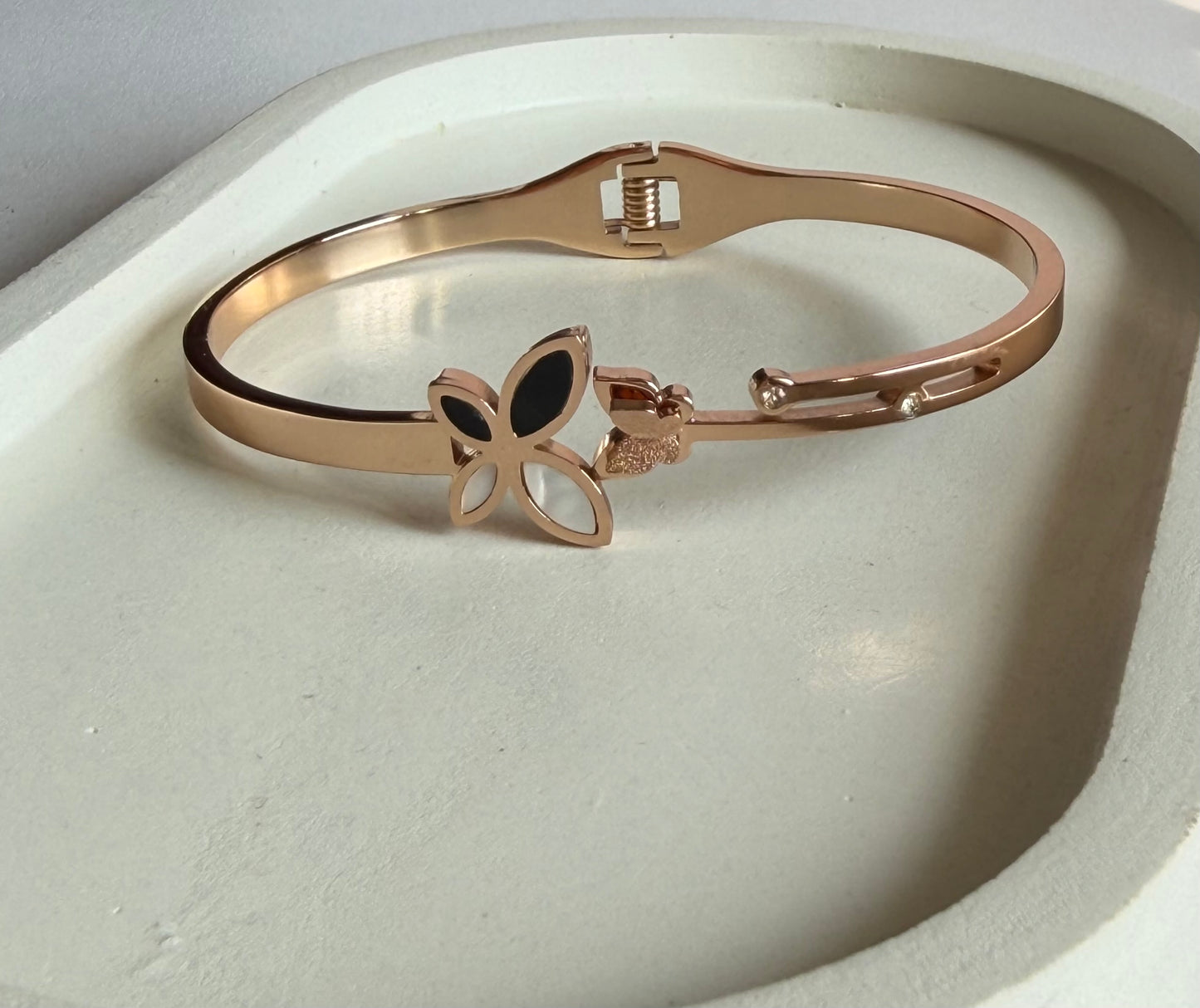 Elegant Flutter Anti-Tarnish Butterfly Kada Bracelet - Regular Size