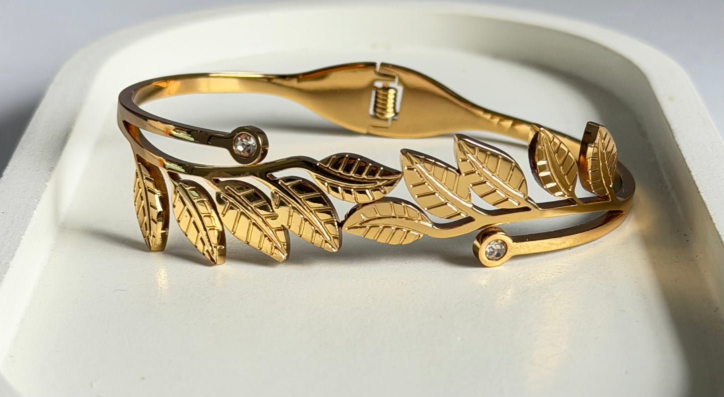 Leafy Elegance Anti Tarnish Kada Bracelet - Regular Size