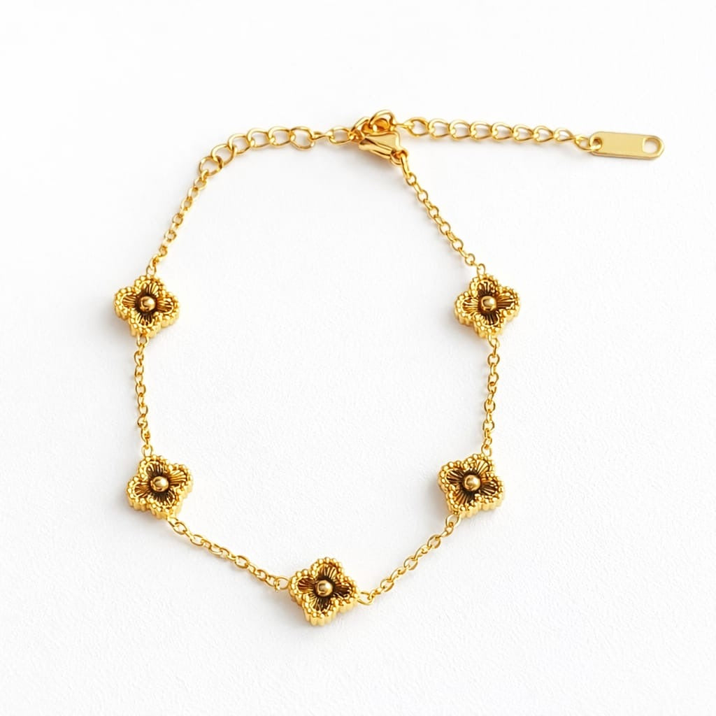 Lucky Glow Mini Golden Clover Bracelet