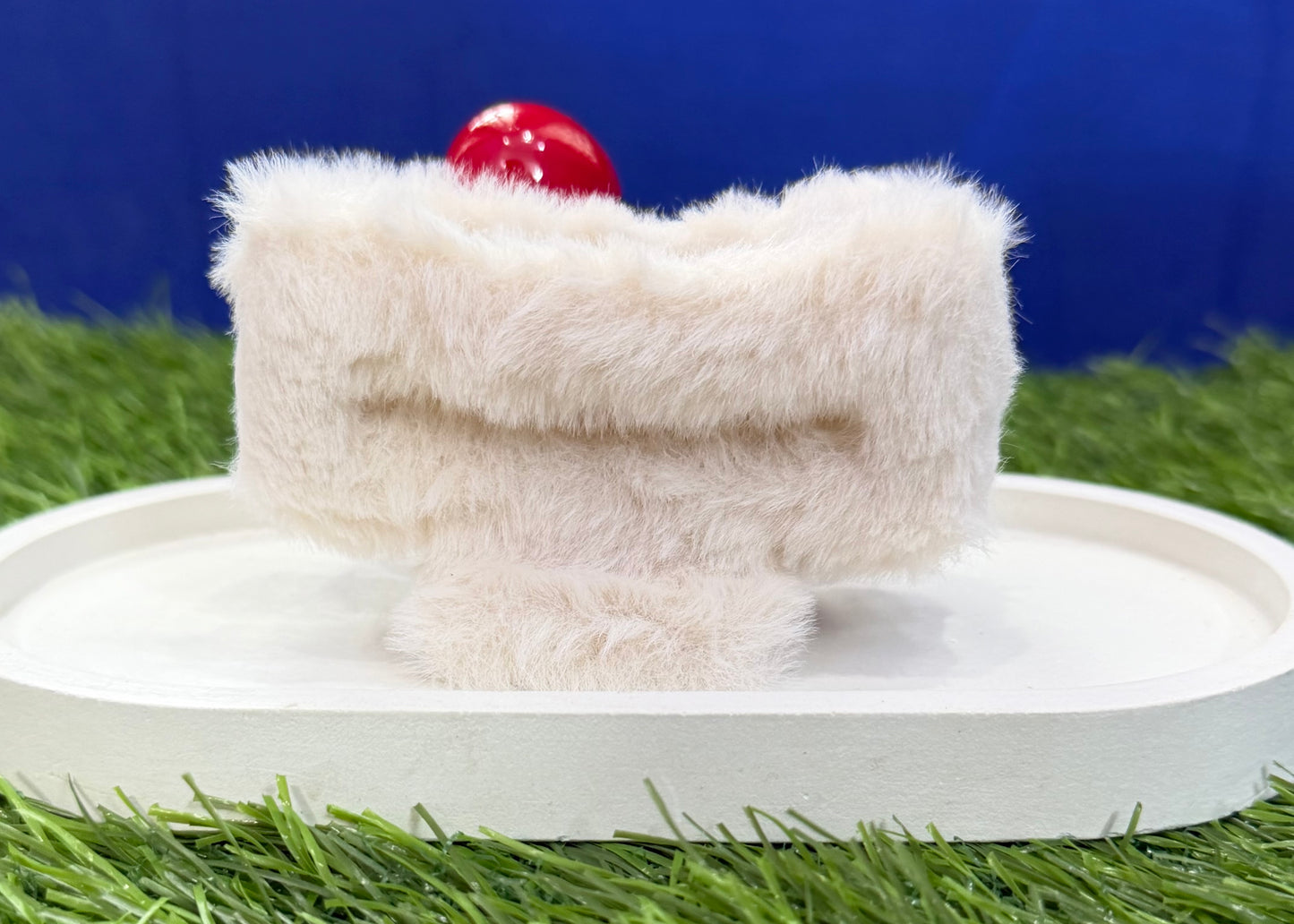 Soft Girl Aesthetic Cherry Claw Clip - Light Beige