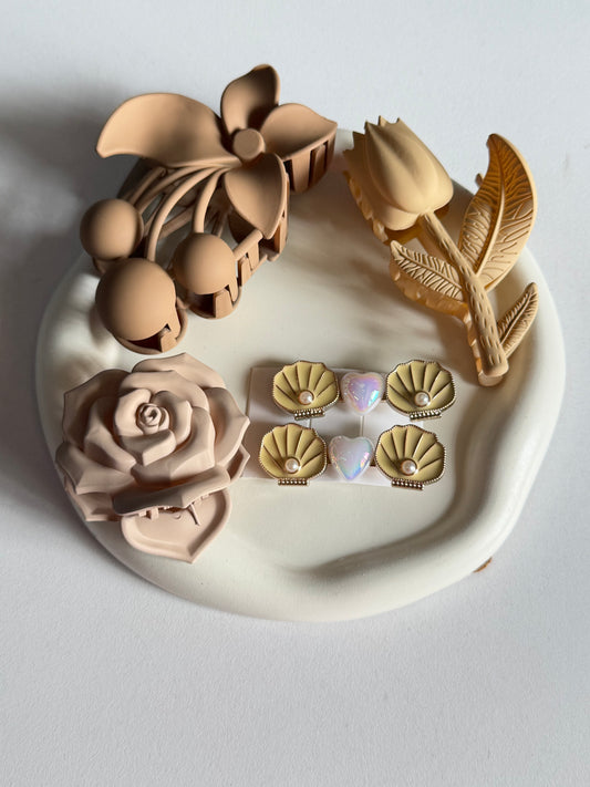 Soft Beige Dream Hair Hamper