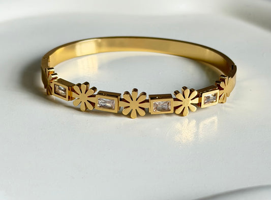 Chic Botanical Anti Tarnish Kada Bracelet - Baby Size