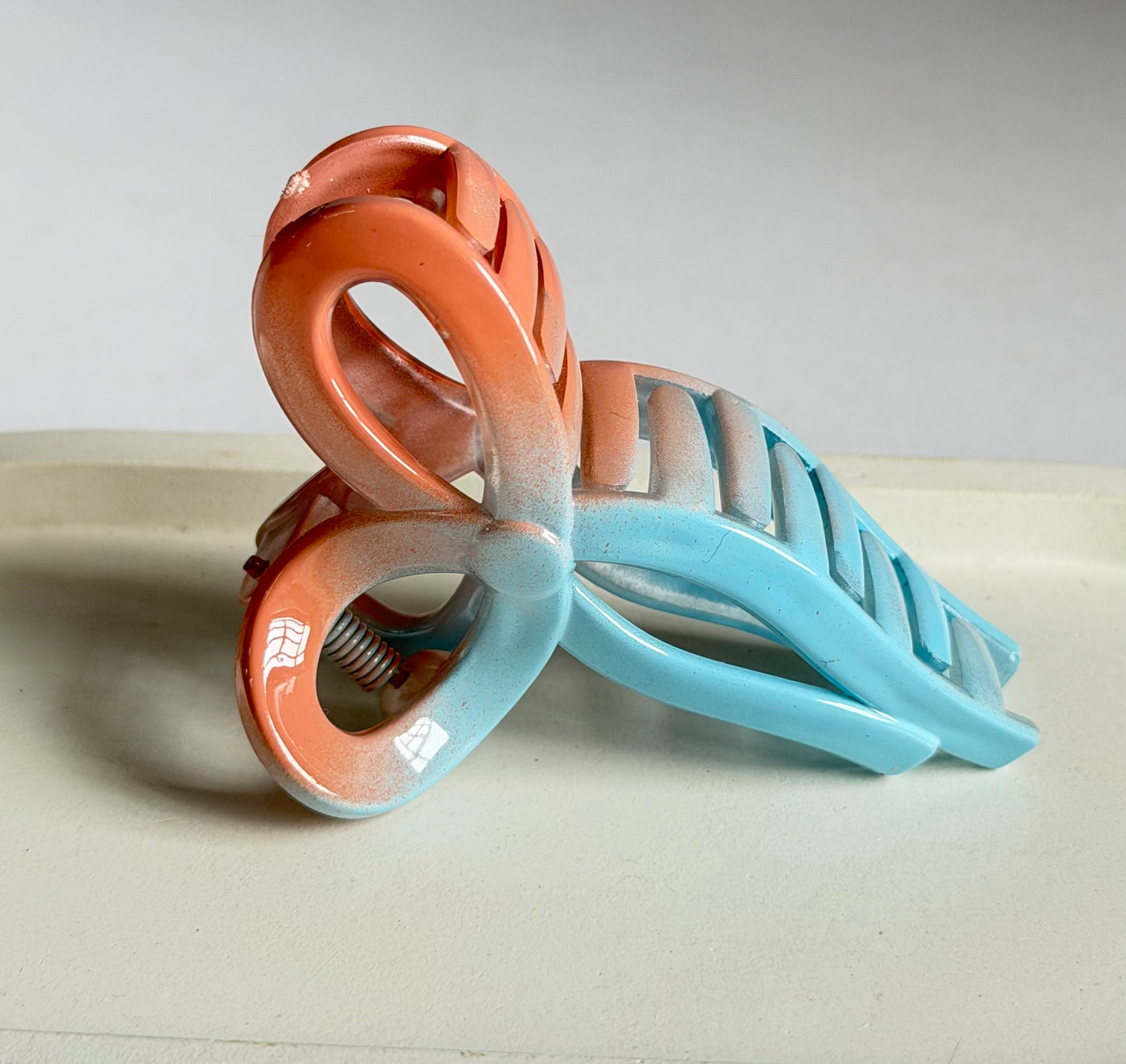 Pinteresty Bow Claw Clip - Brownish Blue