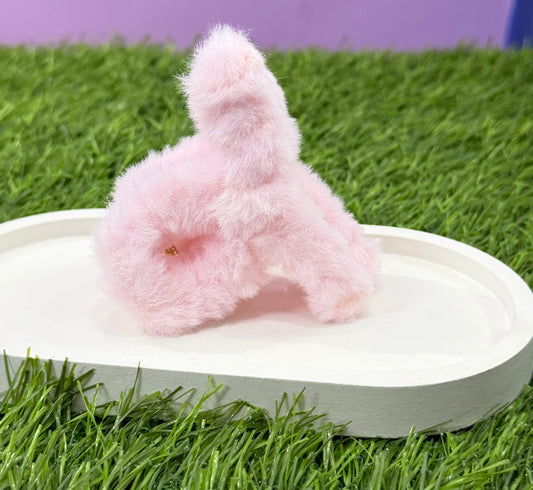 Cloud-Soft Furry Claw Clip - Peach
