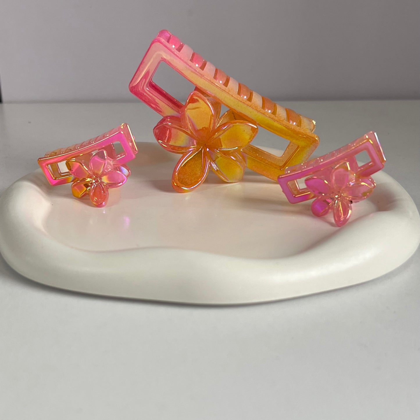 Holographic Harmony Trio Claw Clips - Pinkish Yellow