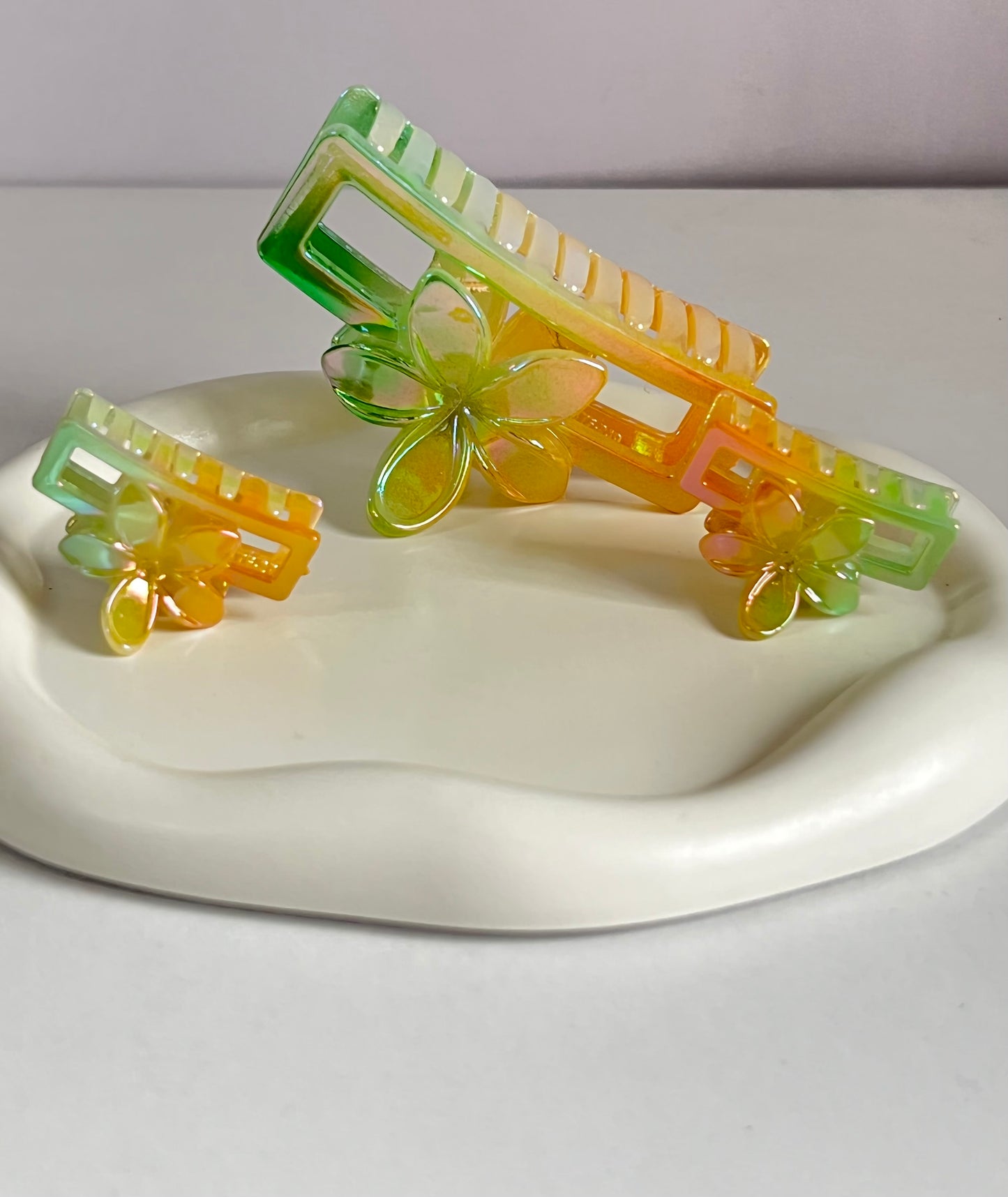 Holographic Harmony Trio Claw Clips - Yellowish Green
