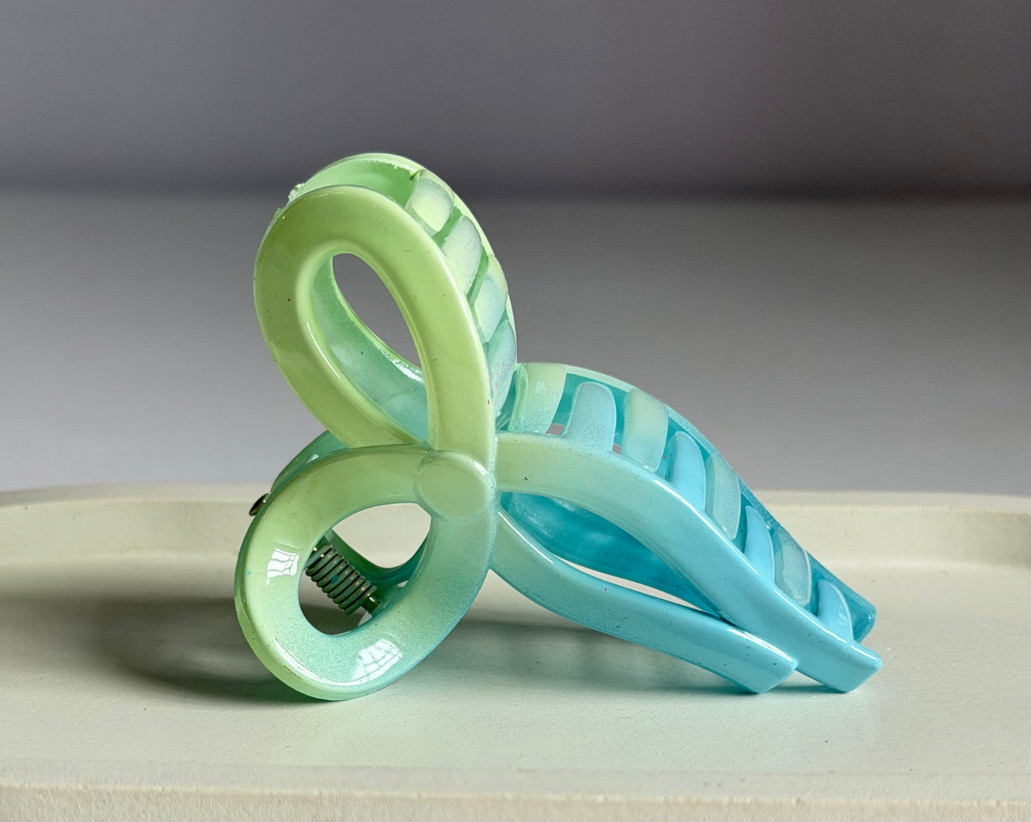 Pinteresty Bow Claw Clip - Greenish Blue