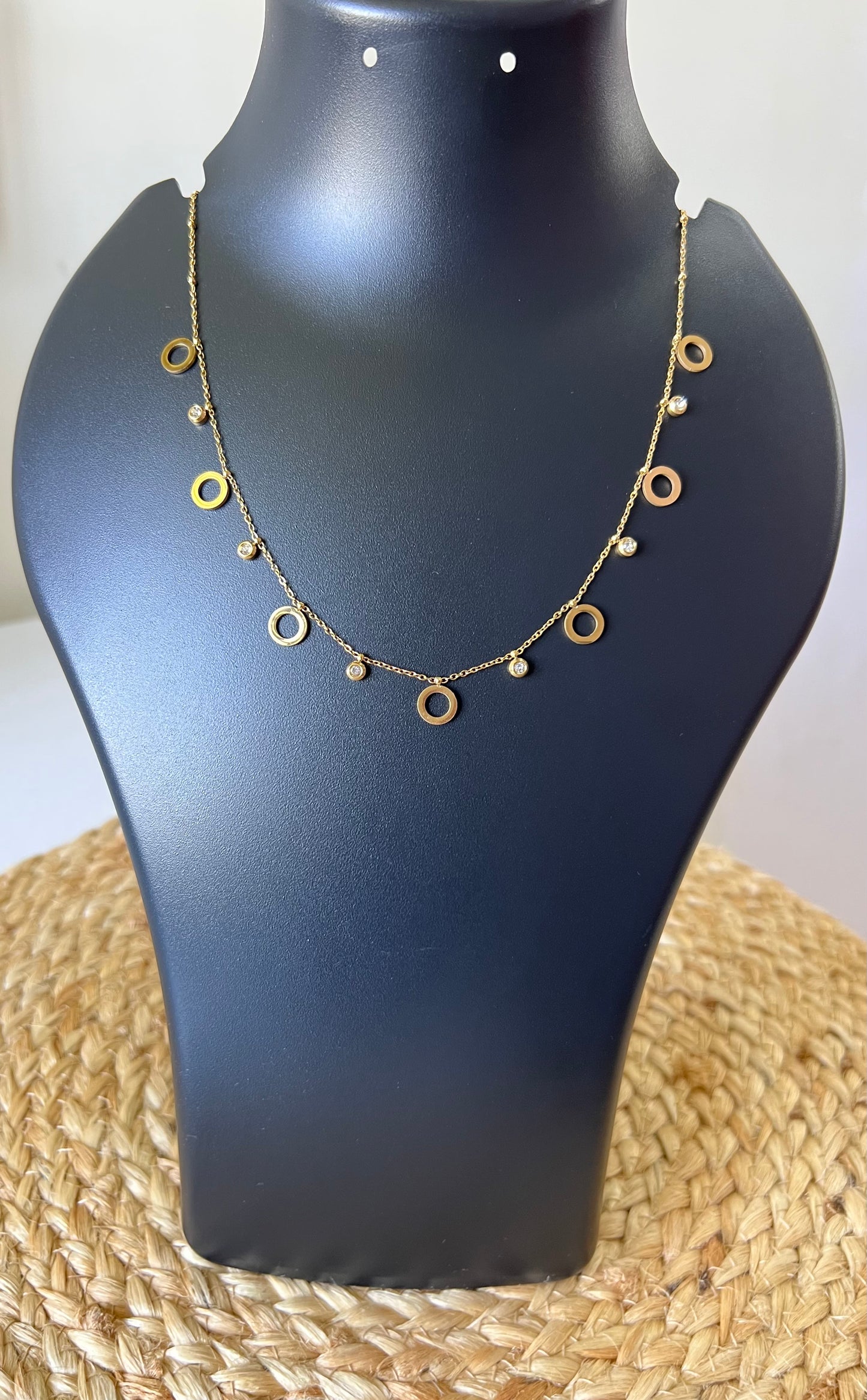 Eternal Loop - Gold Plated Circle Charm Chain