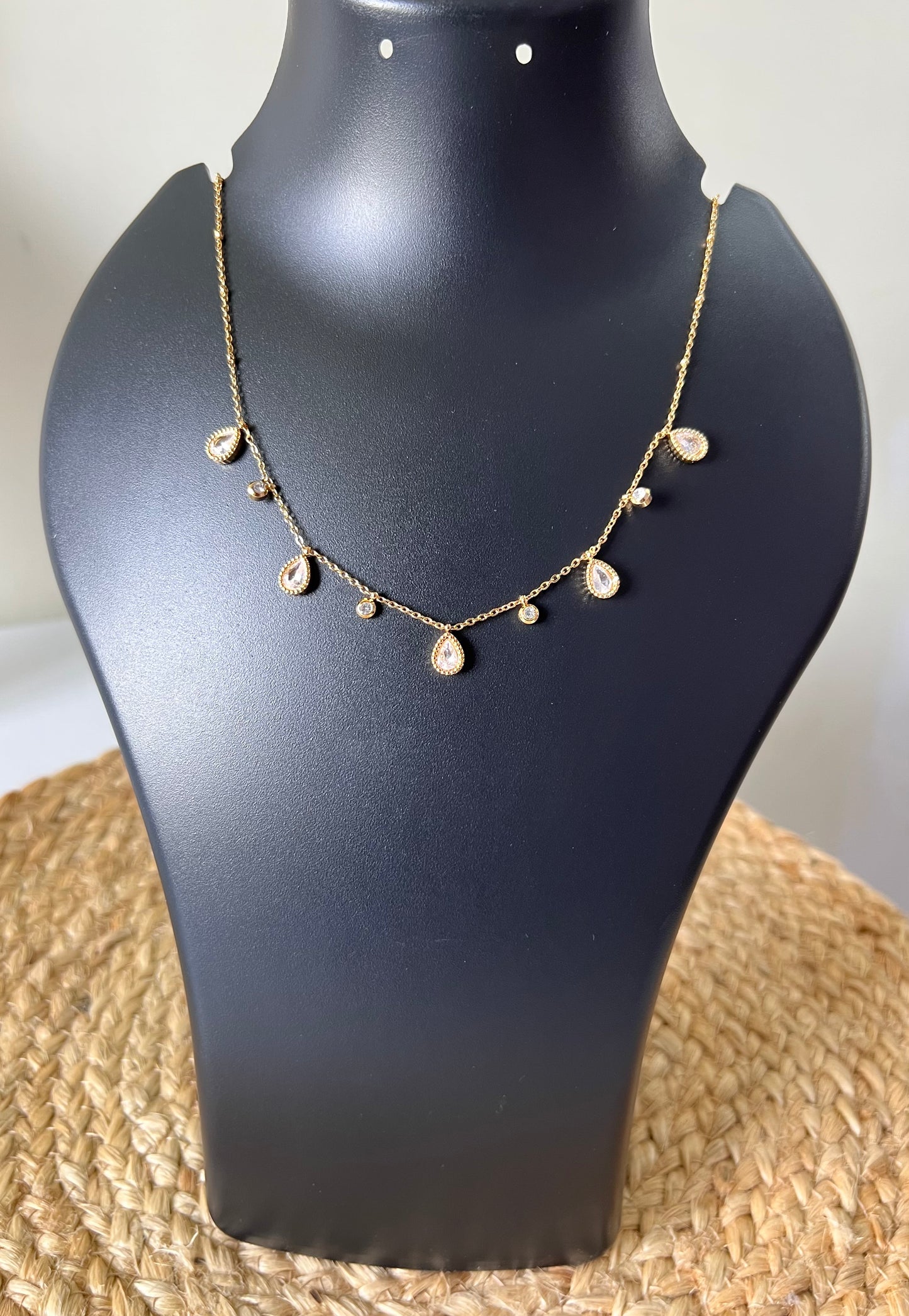 Aurora Gleam Anti-Tarnish Neck Chain