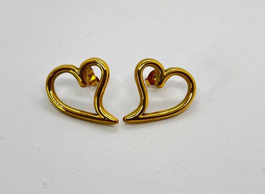 Dainty Heart Anti-Tarnish Earrings