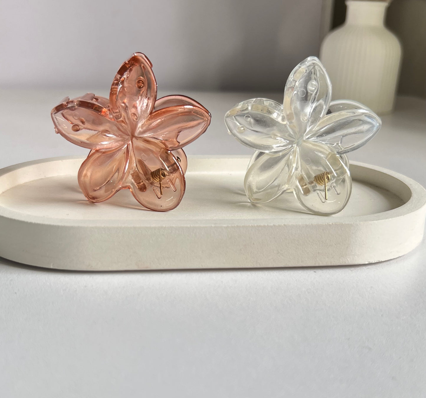 Glossy Bloom Medium Claw Clip ( 2 Pieces) - Light Brown & Clear