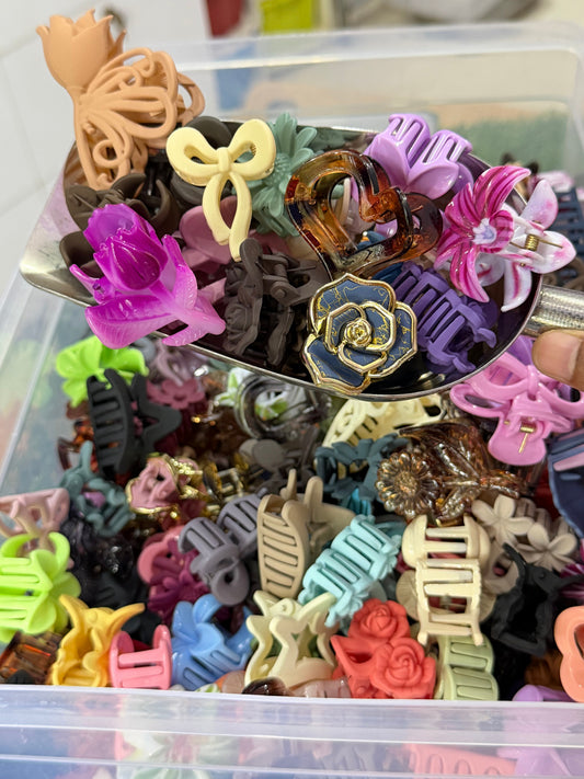 Luck Hair Claw Scoop - Large