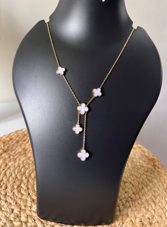 Snowy White Clover Anti-Tarnish Neck Chain