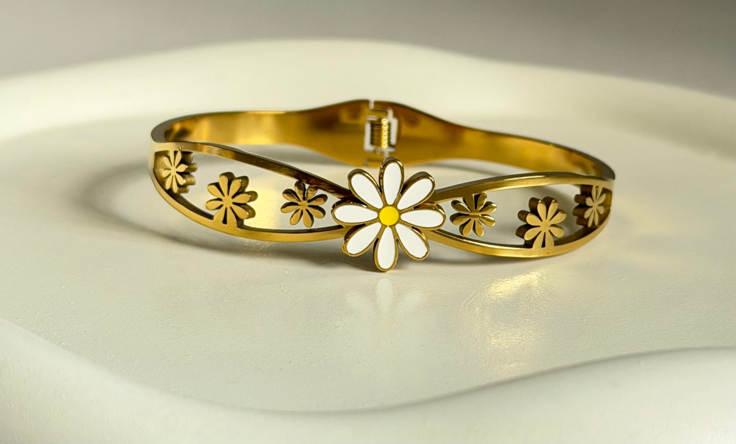 Everlasting Daisy Anti-Tarnish Kada Bracelet  - Regular Size