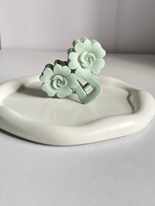 Duo Blossom Claw Clip - Pista Green