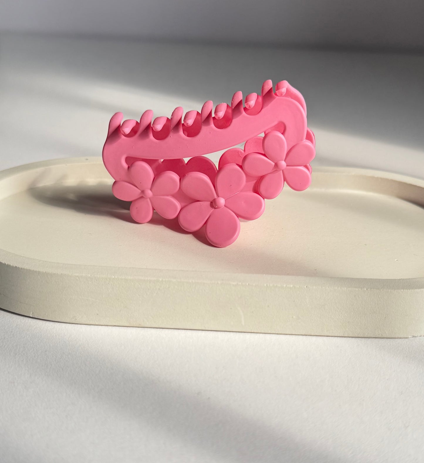 Triple Bloom Claw Clip - Light Pink