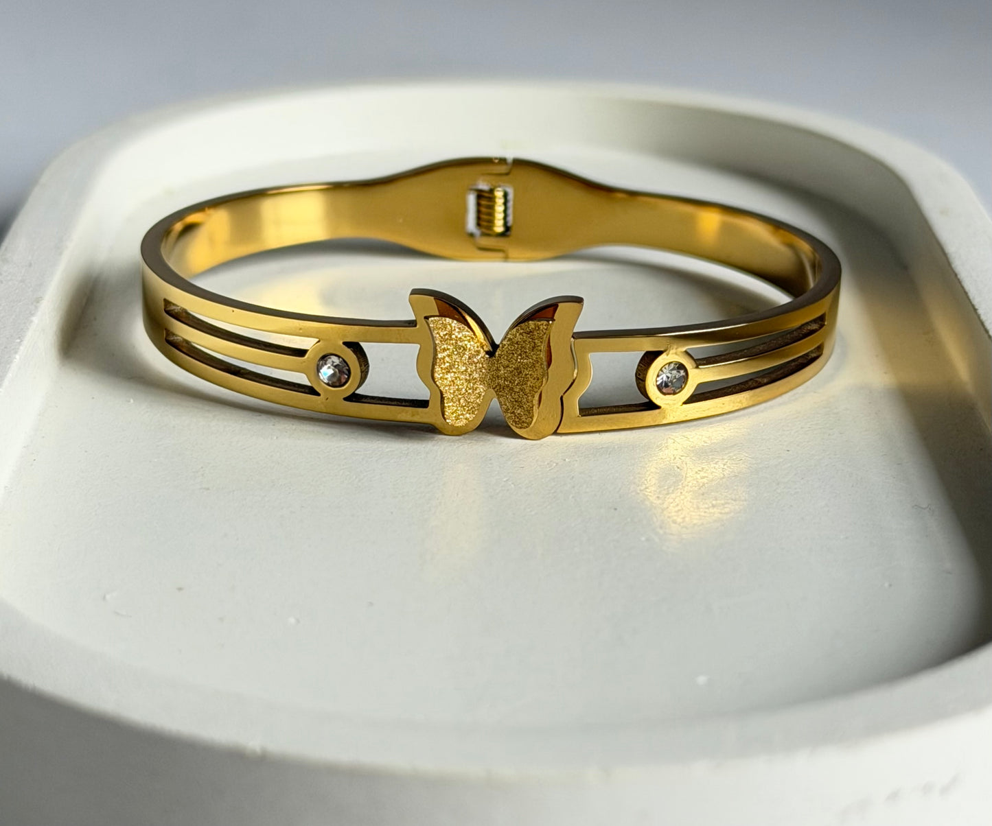 Sparkle & Wing Anti Tarnish Kada Bracelet - Regular Size