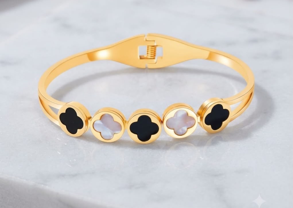 Monochrome Clover Anti Tarnish Kada Bracelet - Regular Size