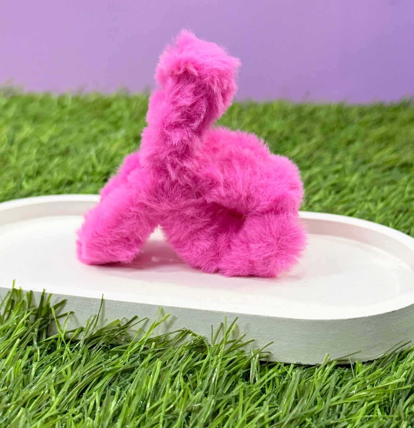Cloud-Soft Furry Claw Clip - Dark Pink