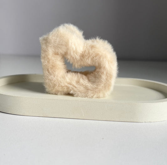 Furry Heart Claw Clip - Ivory