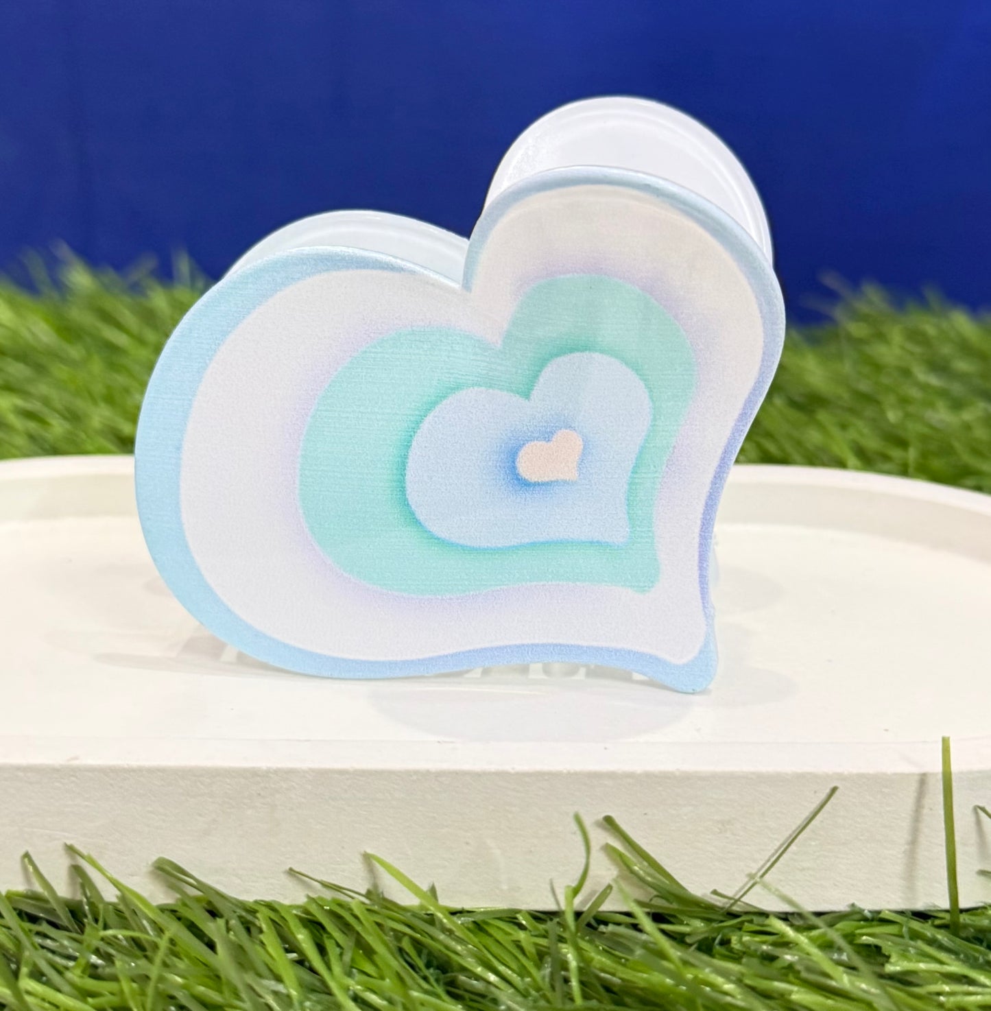 Infinite Love Aesthetic Heart Claw Clip - Light Blue
