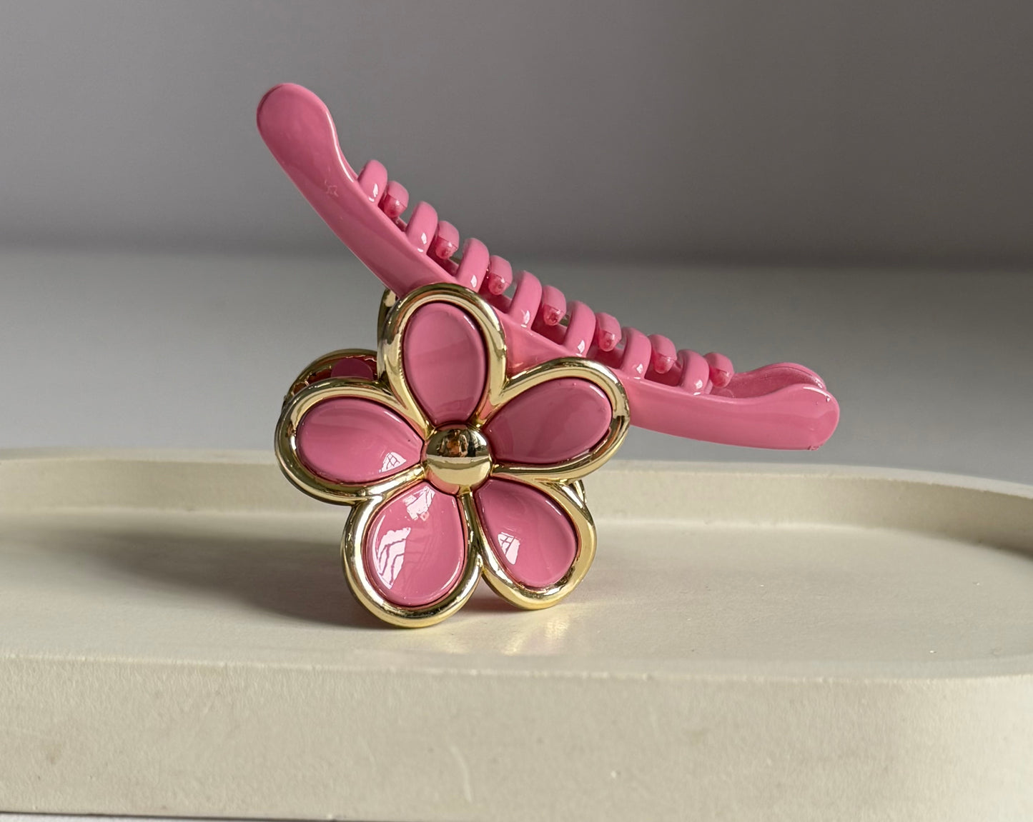 The Darling Daisy Claw Clip - Dark Pink