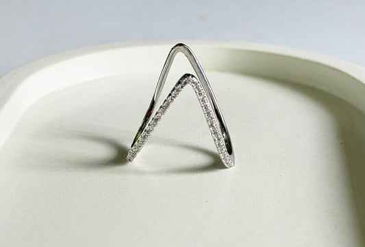 Twinkle Curve - V - Shaped Adjustable Ring - Silver Plated