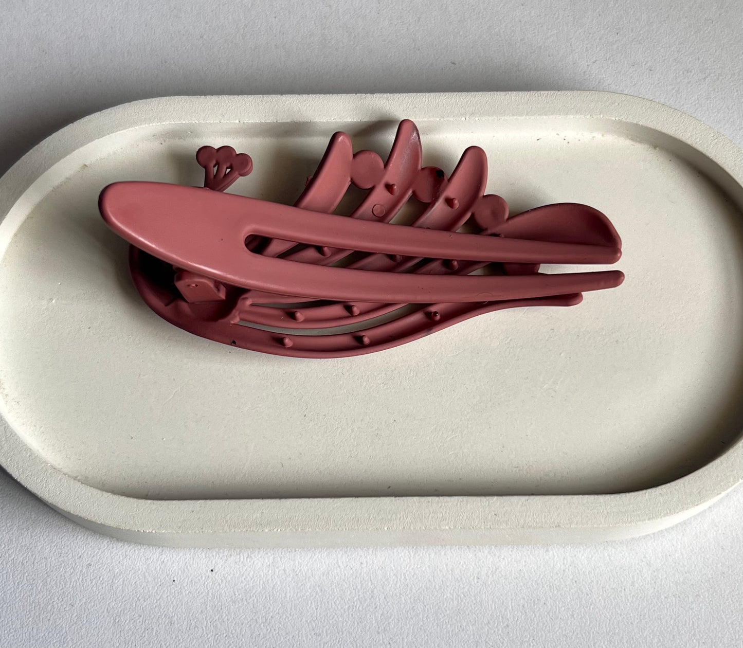Peacock Elegance Hair Clip - Muted Pink
